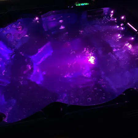 47 M2 - Piscine - Jacuzzi Sous Les Etoiles, Petit Dejeuner, Repas Du Soir En Options Frühstückspension 3*